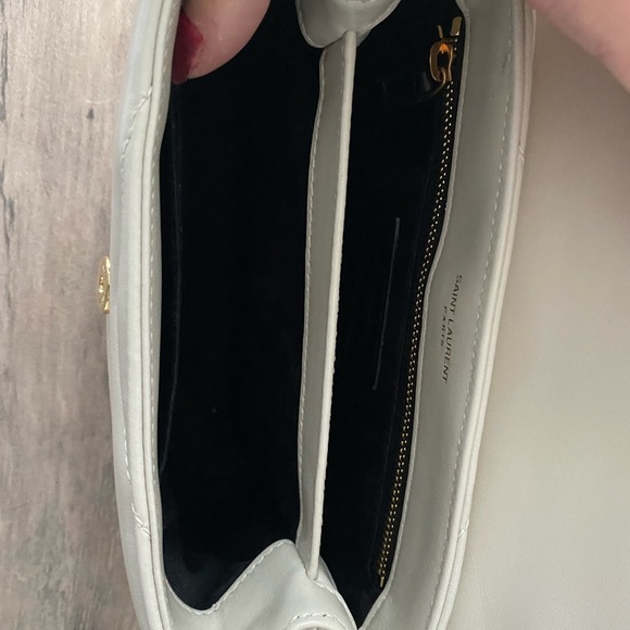 YSL Toy LouLou in Crema Soft - Picture 5 of 8